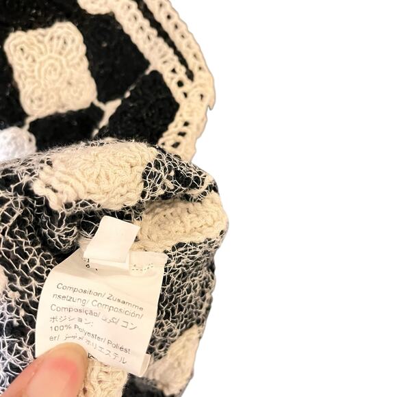 Crochet Checkered Granny Square Sweater Vest Size M Black Boho Festival - Picture 6 of 13